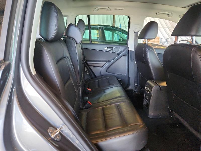 59285746 :رقم المزاد ، WVGVV7AX7HK031446 vin ، 2017 Volkswagen Tiguan مزاد بيع