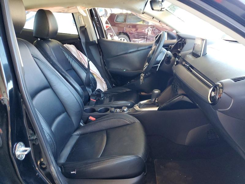 55825476 :رقم المزاد ، 3MYDLBYV3HY180999 vin ، 2017 Toyota Yaris Ia مزاد بيع