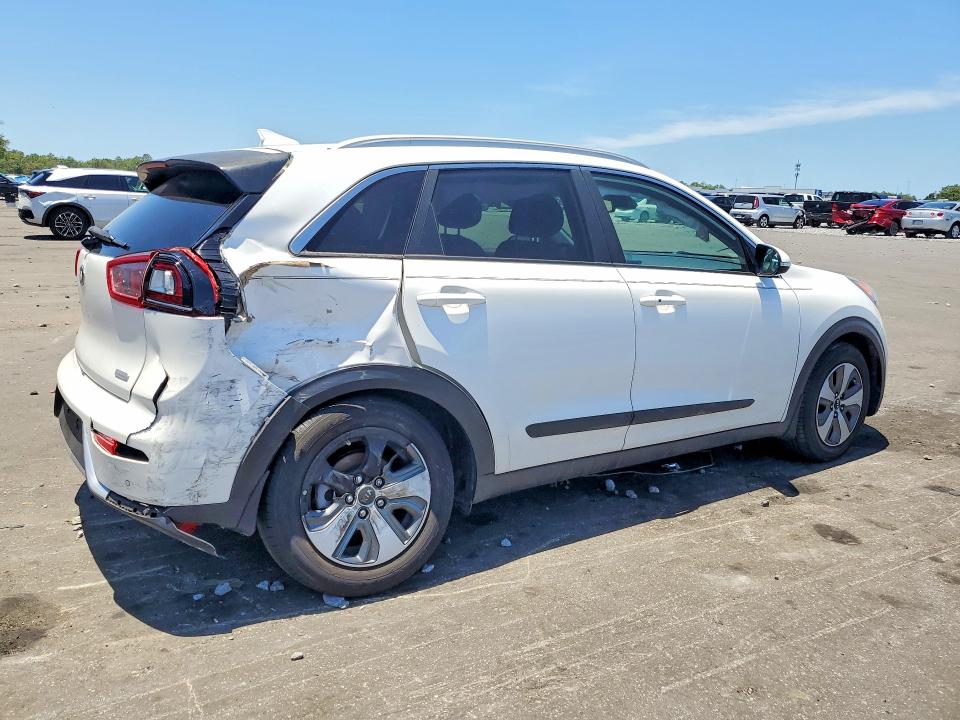 55996576 :رقم المزاد ، KNDCE3LC2K5221787 vin ، 2019 Kia Niro مزاد بيع