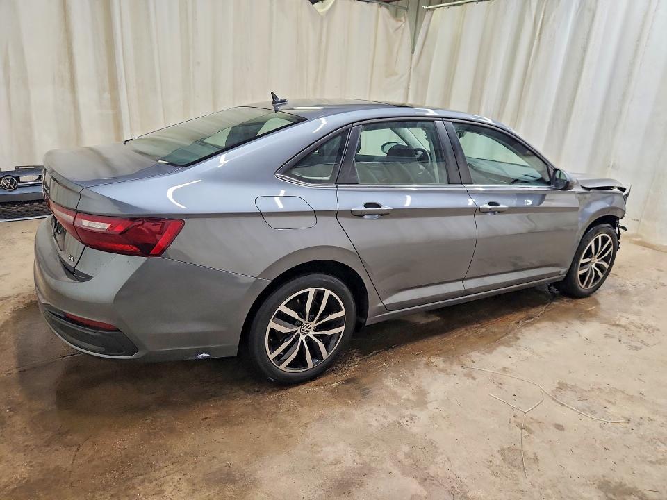 56628926 :رقم المزاد ، 3VW7X7BU2SM016961 vin ، 2025 Volkswagen Jetta مزاد بيع