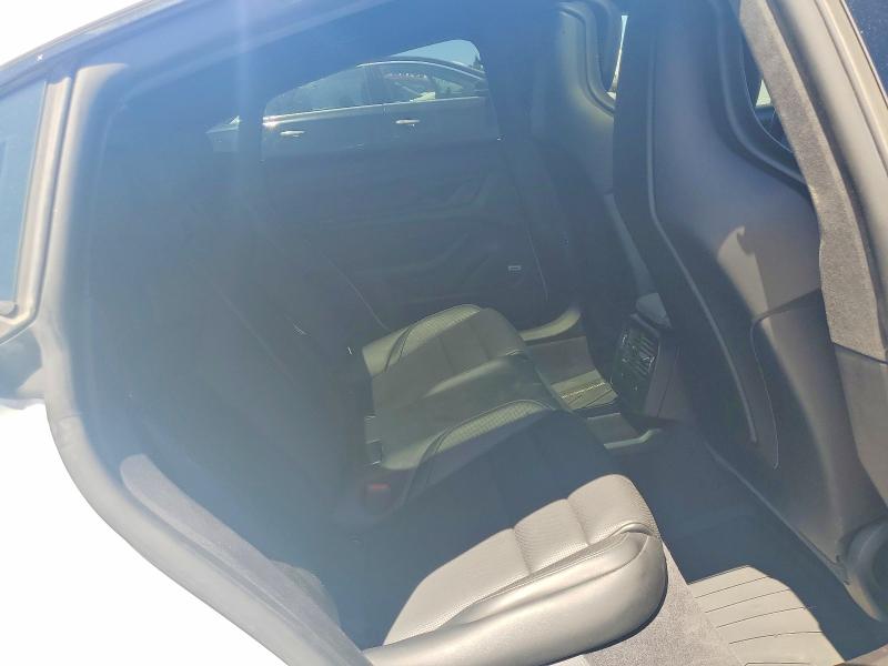 58306876 :رقم المزاد ، WP0AD2Y12NSA59423 vin ، 2022 Porsche Taycan مزاد بيع