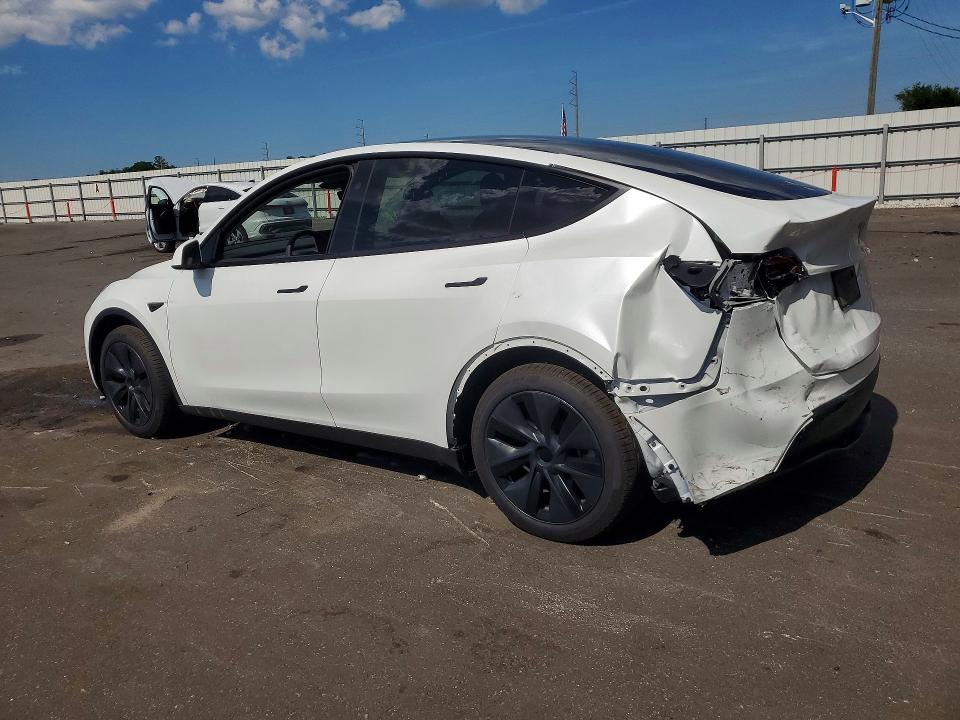 Продажа на аукционе авто 2024 Tesla Model Y, vin: 7SAYGDED8RA323132, номер лота: 57914396
