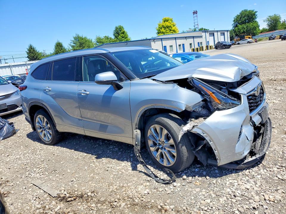 2021 Toyota Highlander მანქანა იყიდება აუქციონზე, vin: 5TDDZRBH0MS534035, აუქციონის ნომერი: 57599156