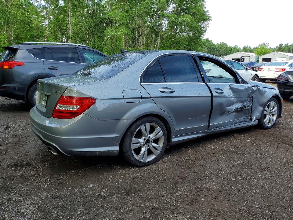 Продажа на аукционе авто 2012 Mercedes-benz C, vin: WDDGF8BB1CA605899, номер лота: 54964516