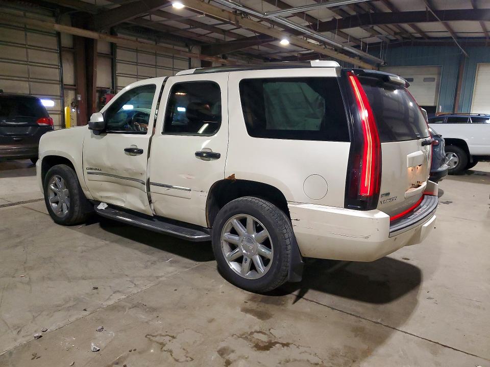57928966 :رقم المزاد ، 1GKS2EEF4BR242676 vin ، 2011 Gmc Yukon مزاد بيع