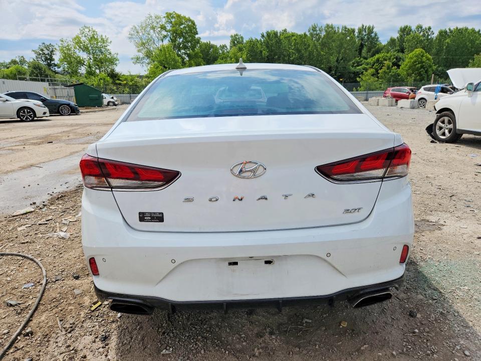 Продажа на аукционе авто 2018 Hyundai Sonata, vin: 5NPE34AB9JH678500, номер лота: 57443466