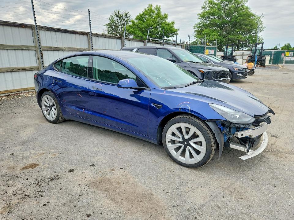 2022 Tesla Model 3 მანქანა იყიდება აუქციონზე, vin: 5YJ3E1EA0NF286480, აუქციონის ნომერი: 57577856