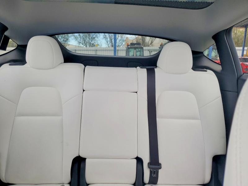 58926286 :رقم المزاد ، 7SAYGDEF8NF489990 vin ، 2022 Tesla Model Y مزاد بيع