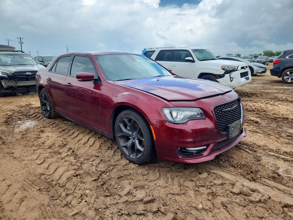 57513086 :رقم المزاد ، 2C3CCADG0NH198829 vin ، 2022 Chrysler 300 مزاد بيع
