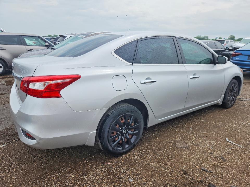 56252426 :رقم المزاد ، 3N1AB7AP6KY382162 vin ، 2019 Nissan Sentra مزاد بيع