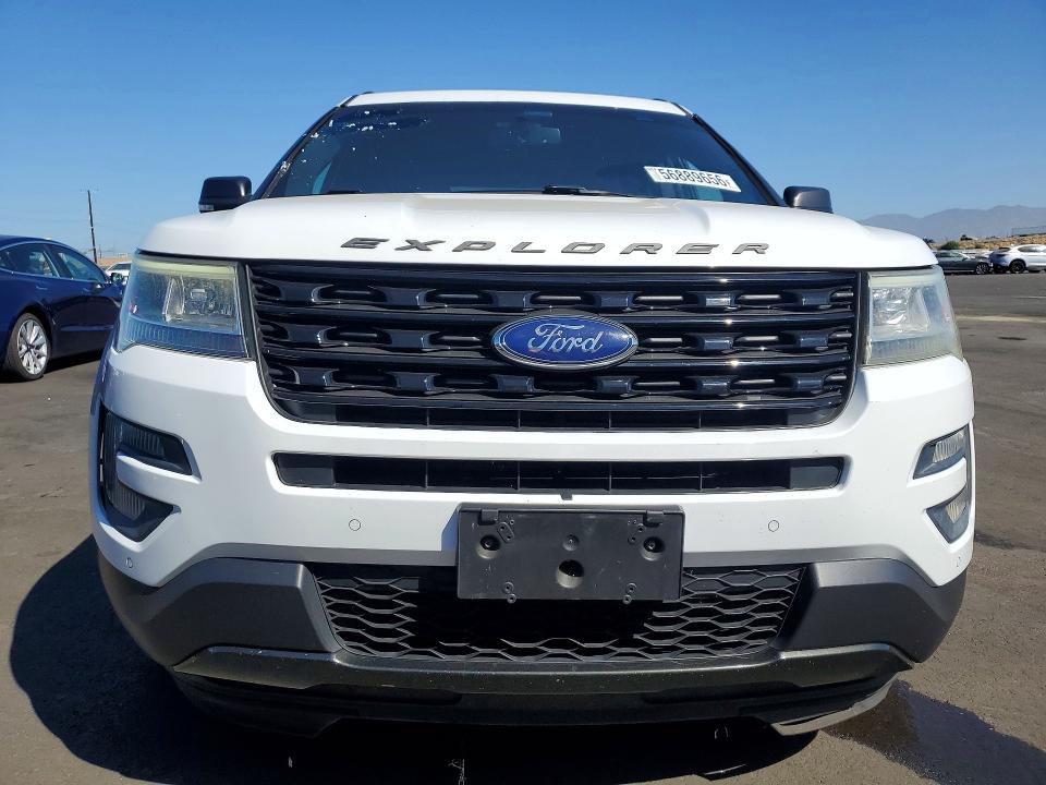 56889656 :رقم المزاد ، 1FM5K7D89HGC47797 vin ، 2017 Ford Explorer مزاد بيع