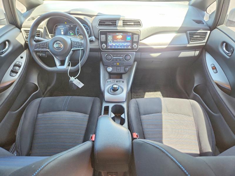 57367536 :رقم المزاد ، 1N4AZ1BV3NC551589 vin ، 2022 Nissan Leaf مزاد بيع