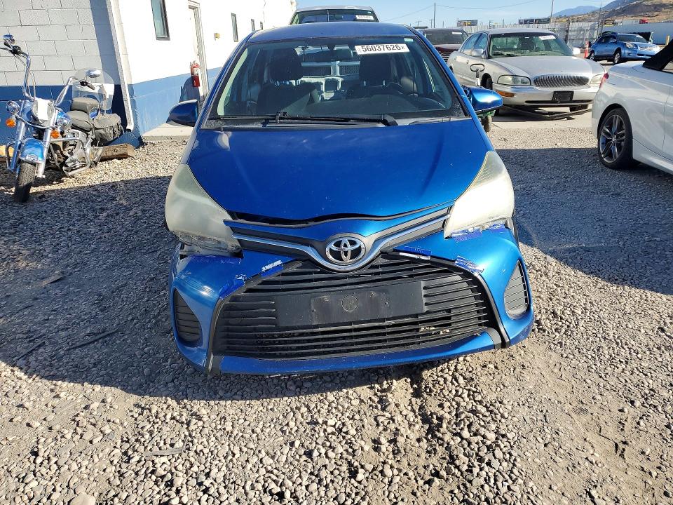 2015 Toyota Yaris მანქანა იყიდება აუქციონზე, vin: VNKKTUD30FA033621, აუქციონის ნომერი: 56037626