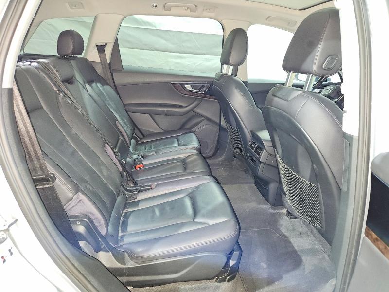 57998676 :رقم المزاد ، WA1LAAF79HD042993 vin ، 2017 Audi Q7 مزاد بيع