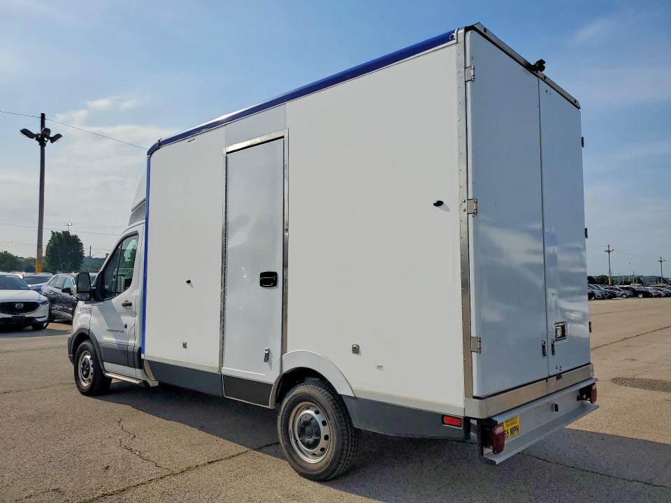 2022 Ford Transit მანქანა იყიდება აუქციონზე, vin: 1FDBW5Z85NKA39963, აუქციონის ნომერი: 55896986