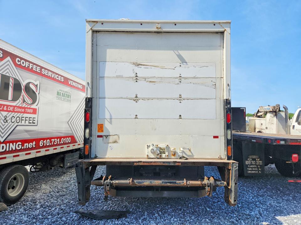55517846 :رقم المزاد ، JALE5W164H7303197 vin ، 2017 Isuzu Nrr مزاد بيع