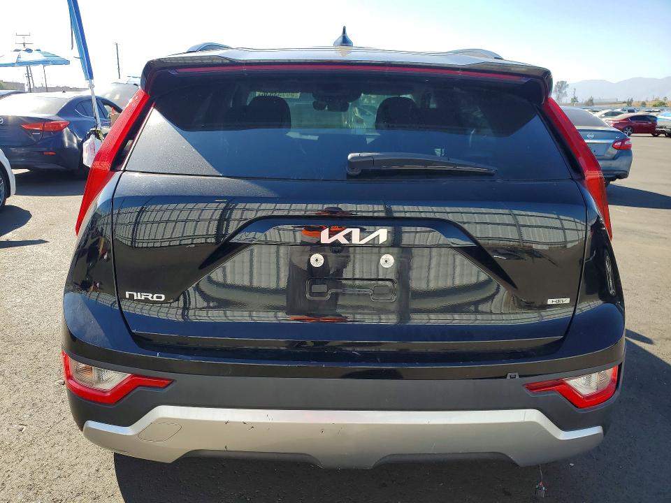 2024 Kia Niro მანქანა იყიდება აუქციონზე, vin: KNDCP3LE8R5128567, აუქციონის ნომერი: 58953536