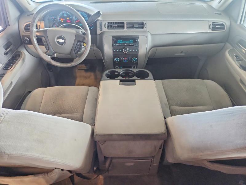 57922276 :رقم المزاد ، 3GNFC16028G302838 vin ، 2008 Chevrolet Suburban مزاد بيع