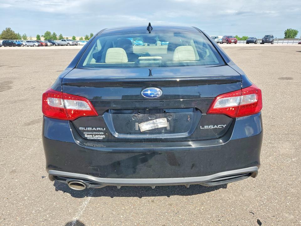 56152346 :رقم المزاد ، 4S3BNAC60J3035296 vin ، 2018 Subaru Legacy مزاد بيع