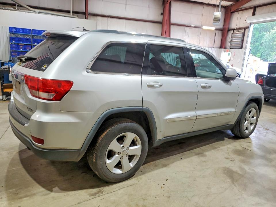 55640026 :رقم المزاد ، 1C4RJEAG6CC355240 vin ، 2012 Jeep Grand Cherokee مزاد بيع