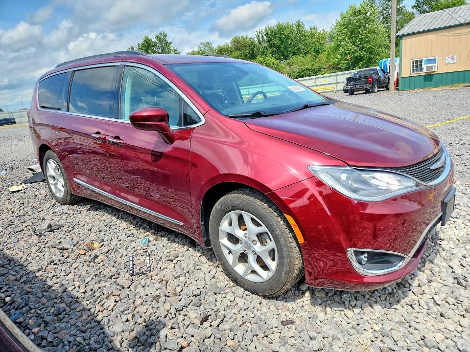 2017 Chrysler Pacifica მანქანა იყიდება აუქციონზე, vin: 2C4RC1BGXHR588120, აუქციონის ნომერი: 58293946