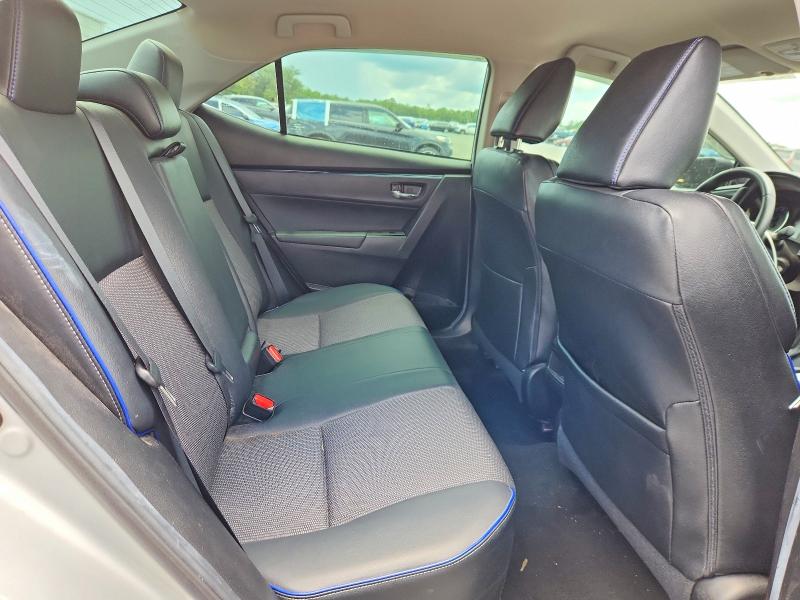 Продаж на аукціоні авто 2018 Toyota Corolla, vin: 5YFBURHE6JP806997, номер лоту: 57948826