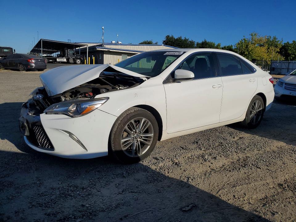 Aukcja sprzedaży 2015 Toyota Camry, vin: 4T1BF1FK4FU038091, numer aukcji: 85449225