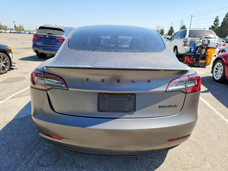 2021 Tesla Model 3 მანქანა იყიდება აუქციონზე, vin: 5YJ3E1EC8MF025047, აუქციონის ნომერი: 56343496