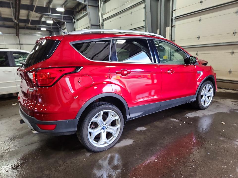 Продаж на аукціоні авто 2019 Ford Escape, vin: 1FMCU9J90KUB61135, номер лоту: 56311016