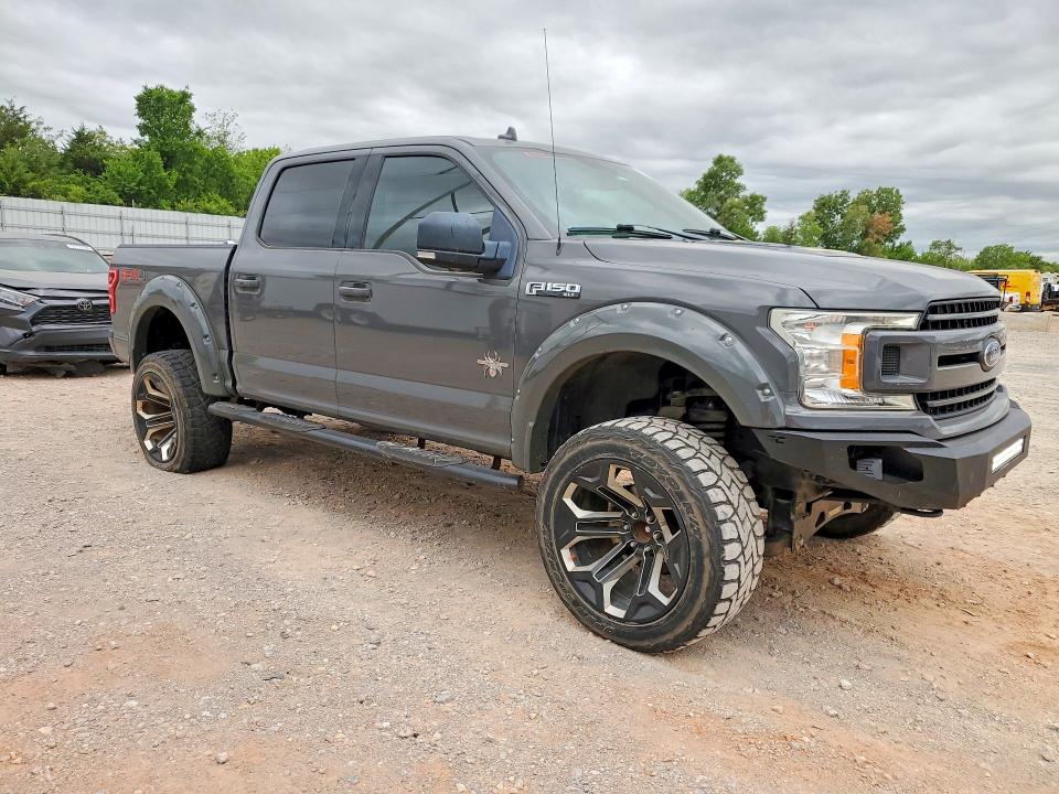 57131656 :رقم المزاد ، 1FTEW1E5XJFD87864 vin ، 2018 Ford F150 مزاد بيع