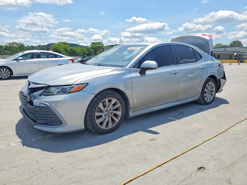2022 Toyota Camry მანქანა იყიდება აუქციონზე, vin: 4T1C11AK7NU688476, აუქციონის ნომერი: 58438226