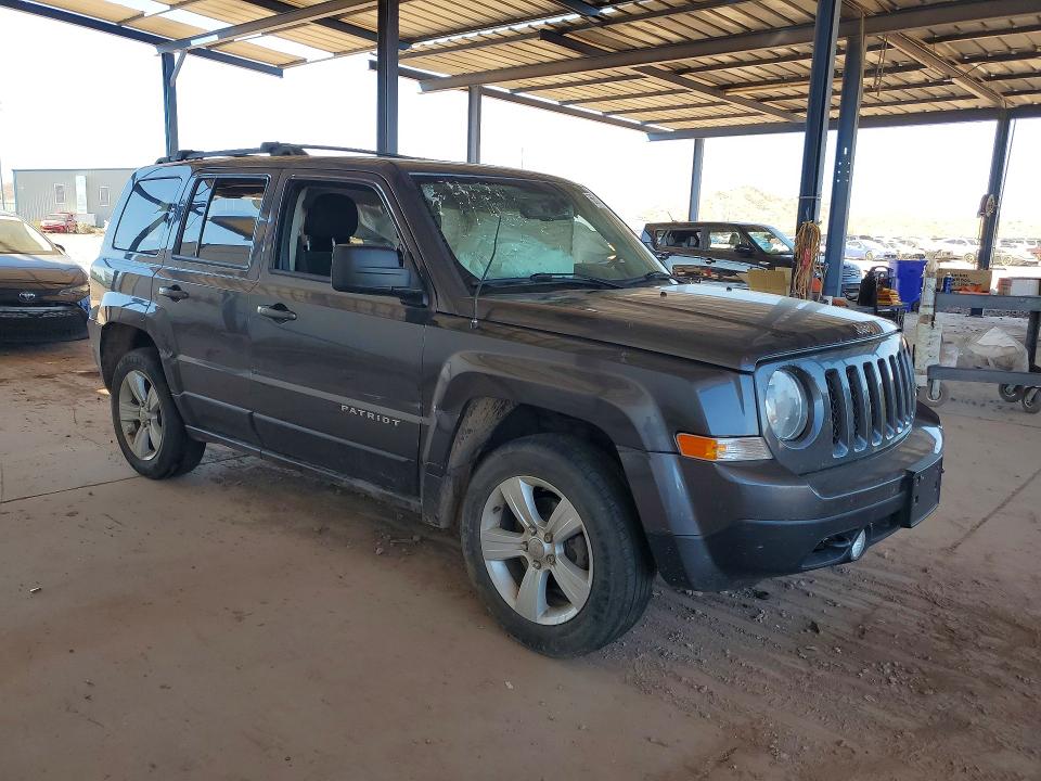 56510056 :رقم المزاد ، 1C4NJRBB8HD135902 vin ، 2017 Jeep Patriot مزاد بيع