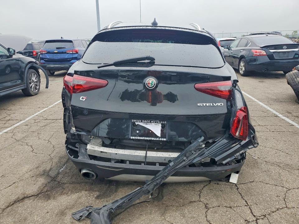 2018 Alfa Romeo Stelvio მანქანა იყიდება აუქციონზე, vin: ZASFAKBNXJ7B69213, აუქციონის ნომერი: 56703626