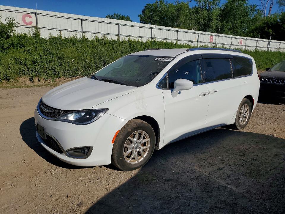 Auction sale of the 2020 Chrysler Pacifica, vin: 2C4RC1FG9LR136601, lot number: 55358286