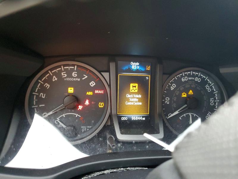 Продажа на аукционе авто 2018 Toyota Tacoma, vin: 3TMCZ5ANXJM152554, номер лота: 55767176