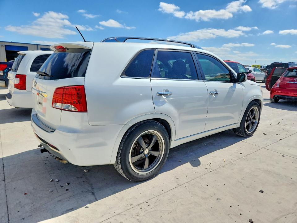 57421186 :رقم المزاد ، 5XYKW4A20CG223040 vin ، 2012 Kia Sorento مزاد بيع
