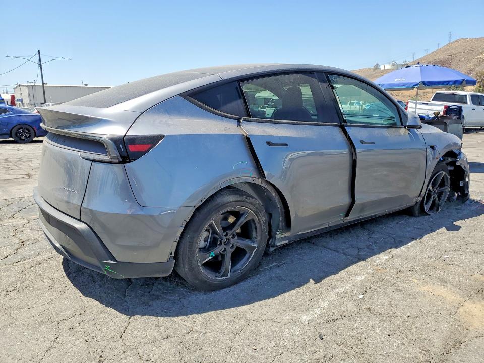 56541636 :رقم المزاد ، 7SAYGDEE2TF343637 vin ، 2026 Tesla Model Y مزاد بيع