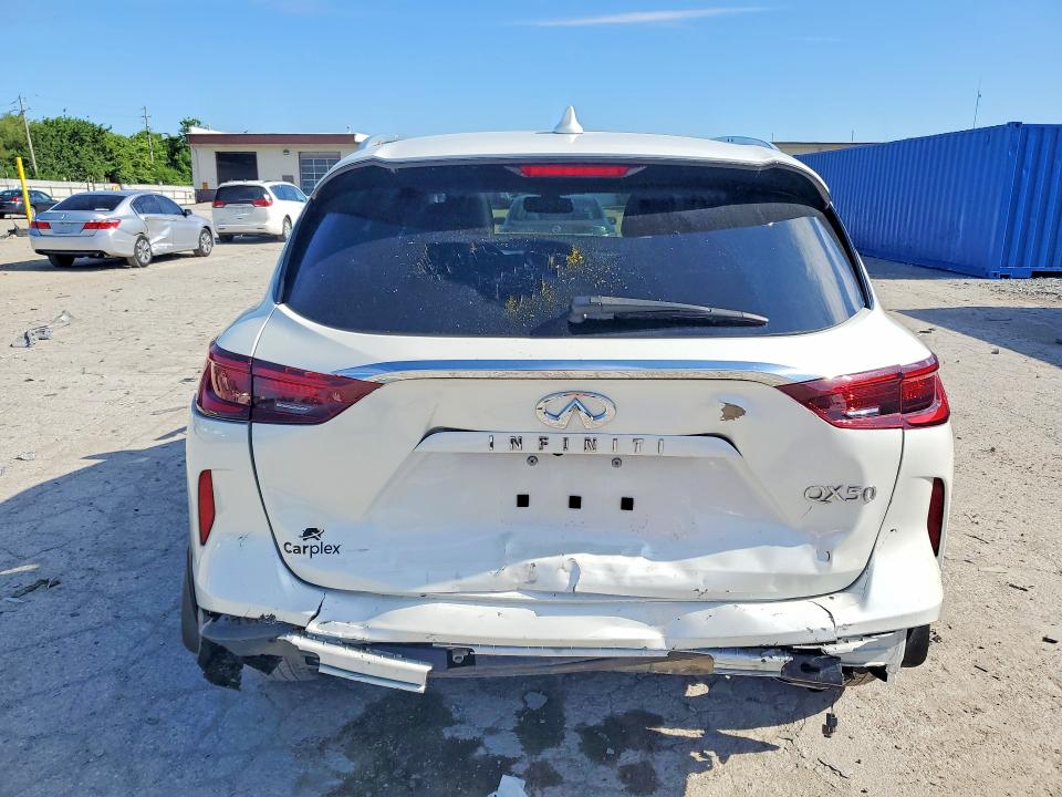 55379336 :رقم المزاد ، 3PCAJ5CA0NF111997 vin ، 2022 Infiniti Qx50 مزاد بيع