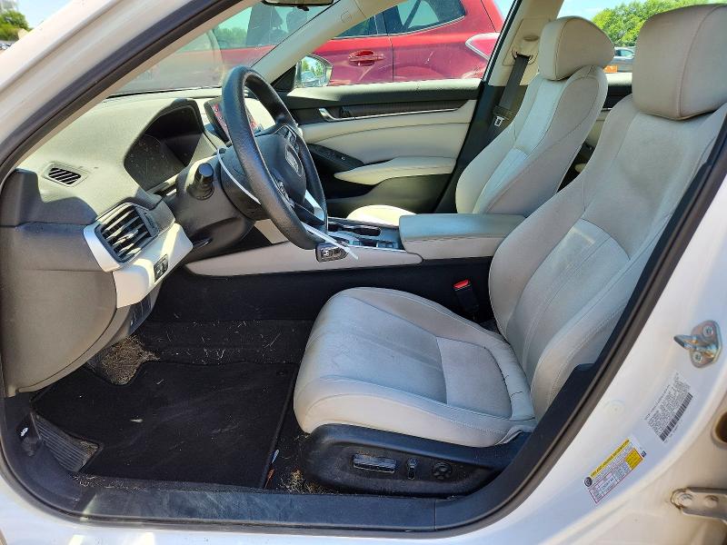 57628716 :رقم المزاد ، 1HGCV1F41JA213924 vin ، 2018 Honda Accord مزاد بيع