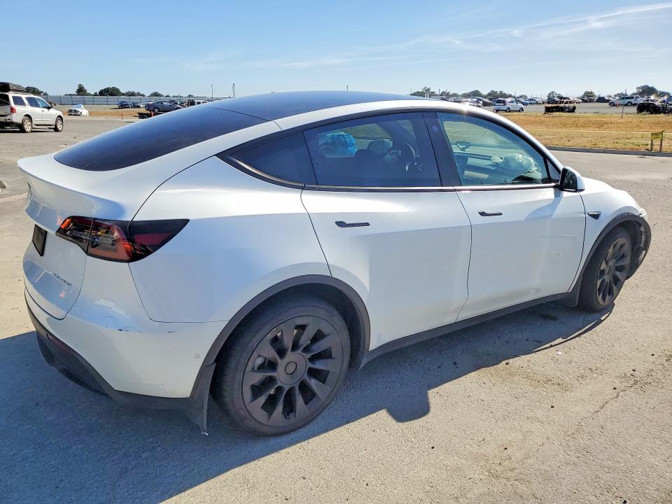 2023 Tesla Model Y მანქანა იყიდება აუქციონზე, vin: 7SAYGDEE0PF584912, აუქციონის ნომერი: 55404826