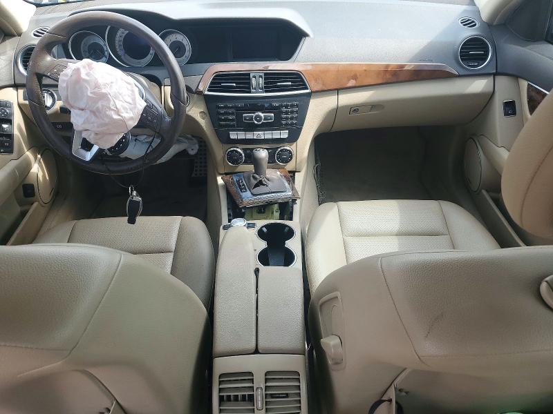 Продаж на аукціоні авто 2013 Mercedes-benz C, vin: WDDGF4HBXDA869897, номер лоту: 58710036