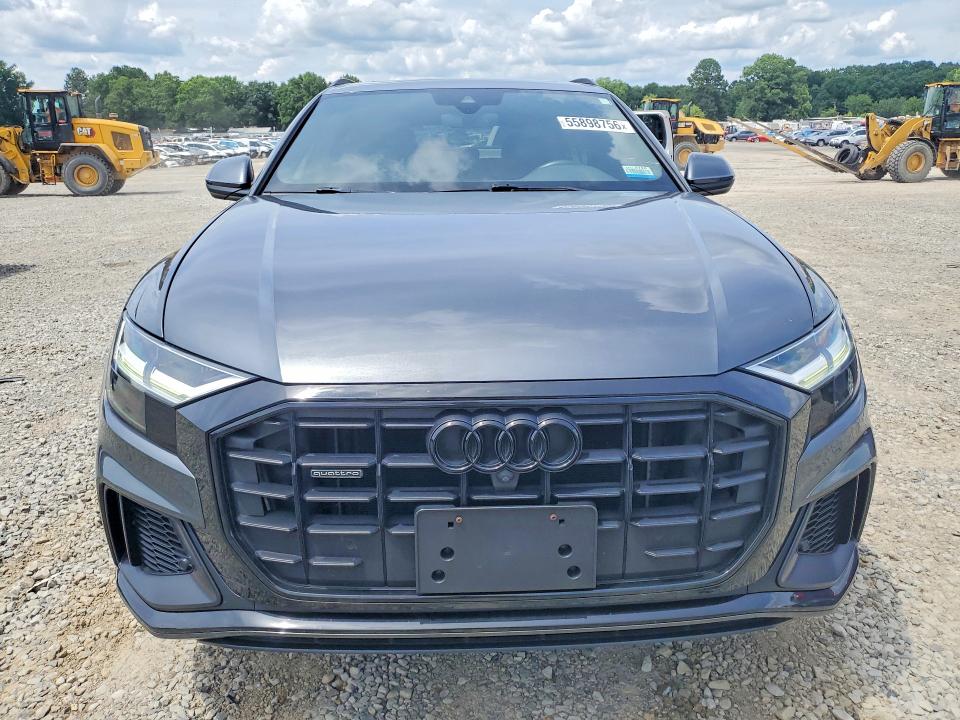 55898756 :رقم المزاد ، WA1EVAF15KD042165 vin ، 2019 Audi Q8 مزاد بيع