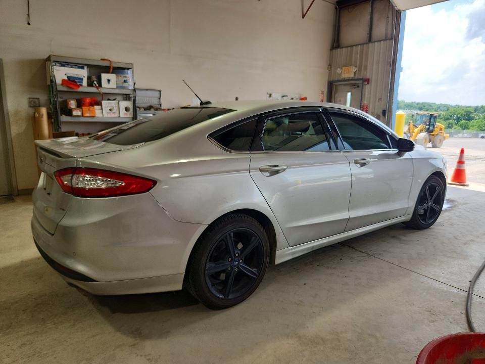58485716 :رقم المزاد ، 3FA6P0H73GR324616 vin ، 2016 Ford Fusion مزاد بيع