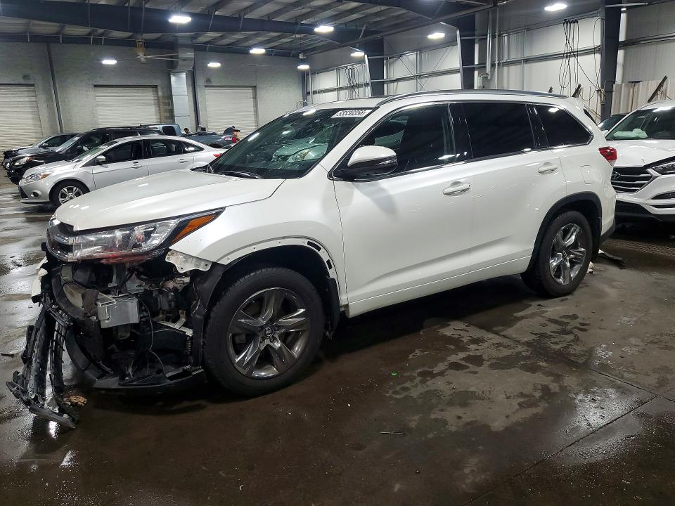 2018 Toyota Highlander მანქანა იყიდება აუქციონზე, vin: 5TDDZRFH9JS831715, აუქციონის ნომერი: 55530356