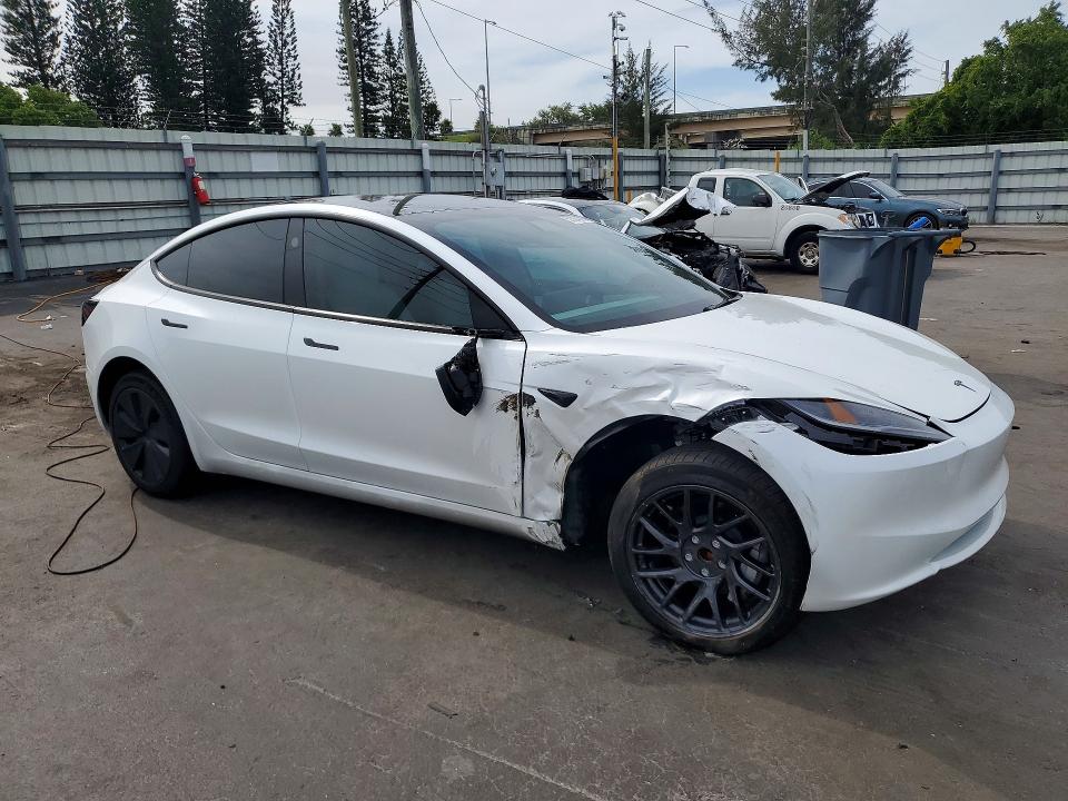 2026 Tesla Model 3 მანქანა იყიდება აუქციონზე, vin: 5YJ3E1EA5TF154778, აუქციონის ნომერი: 57584666