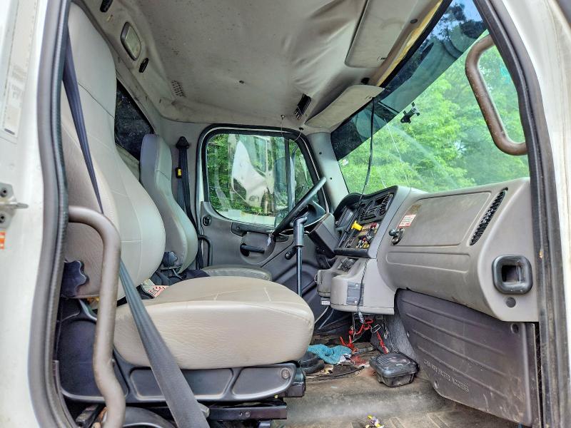 Продаж на аукціоні авто 2015 Freightliner 108sd, vin: 1FVAG0CY0FHGE3379, номер лоту: 58372246