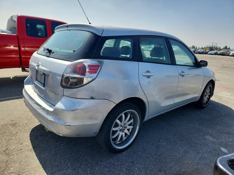 2005 Toyota Corolla Matrix მანქანა იყიდება აუქციონზე, vin: 2T1KR32E45C442270, აუქციონის ნომერი: 55808446