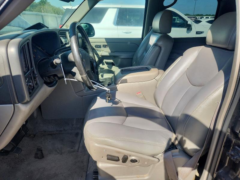 Продажа на аукционе авто 2004 Chevrolet Suburban, vin: 1GNEC16Z24J171901, номер лота: 57751796