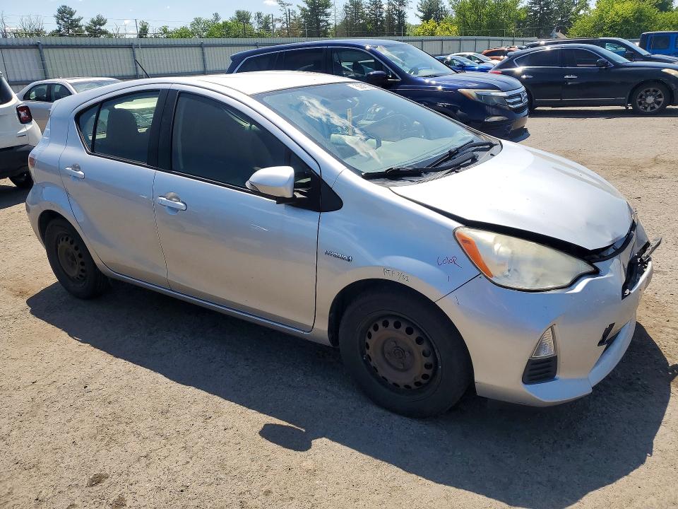 Продажа на аукционе авто 2013 Toyota Prius C, vin: JTDKDTB36D1553628, номер лота: 55546026
