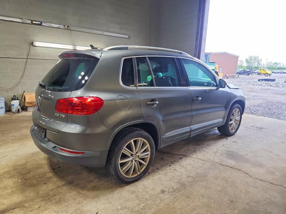 56179026 :رقم المزاد ، WVGAV3AX4EW616514 vin ، 2014 Volkswagen Tiguan مزاد بيع
